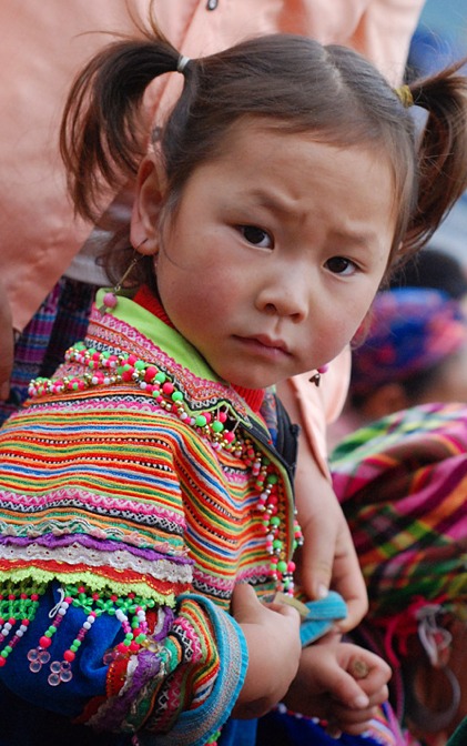 Hmong fabrics Vietnam from Nancy Knitsuk blog